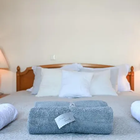 Boutique B&B Sea Views & Breakfast - Suite 1 * Ándros