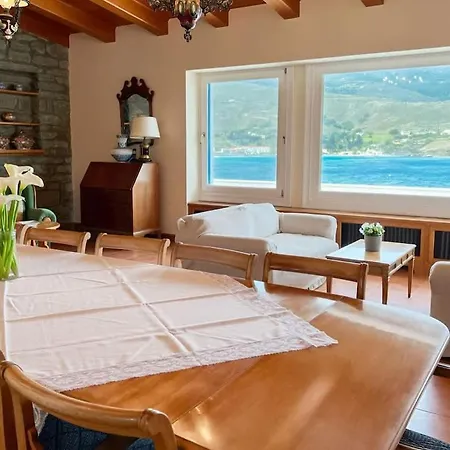 Boutique B&B Sea Views & Breakfast - Suite 1 *
