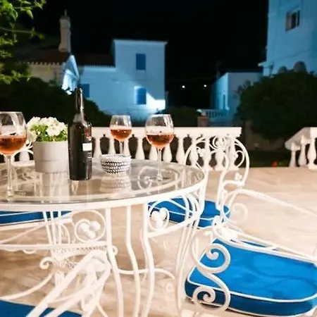 Boutique B&B Sea Views & Breakfast - Suite 1 Casa vacanze Ándros